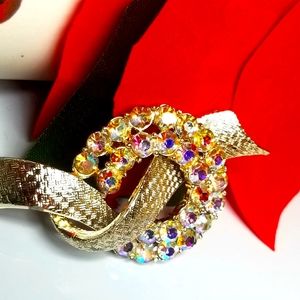 1950s CORO PEGASUS AURORA BOREALIS BOW KNOT BROOCH VINTAGE BEAUTY!